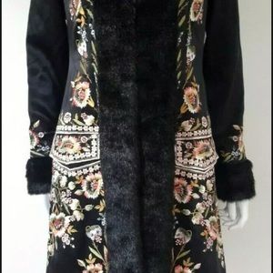 **NEW LISTING ** Sue Wong Duster Jacket